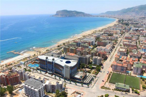 Family 2bd Flat 150m to the Beach